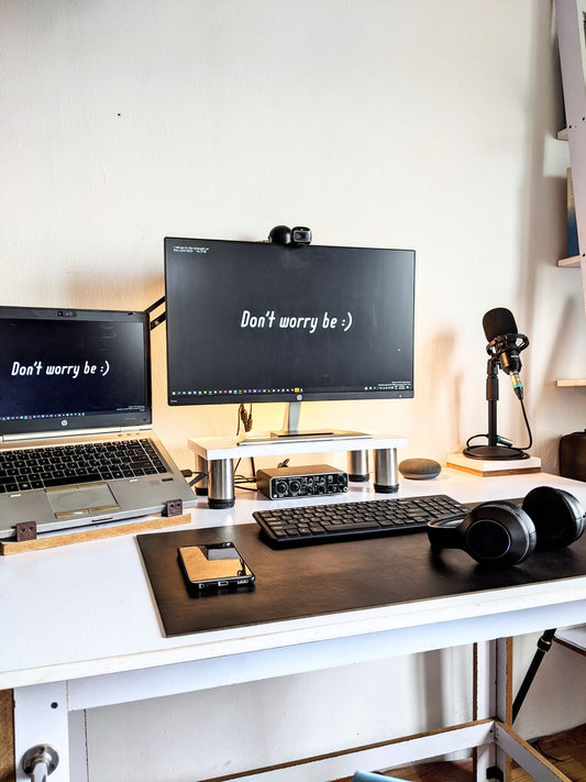 Bureau à domicile rafraîchi pour le télétravail en été